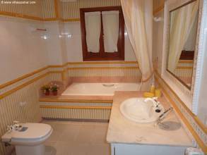 Thumbnail von ***Geräumige Villa mit sämtlichem Komfort in ruhiger Lage***