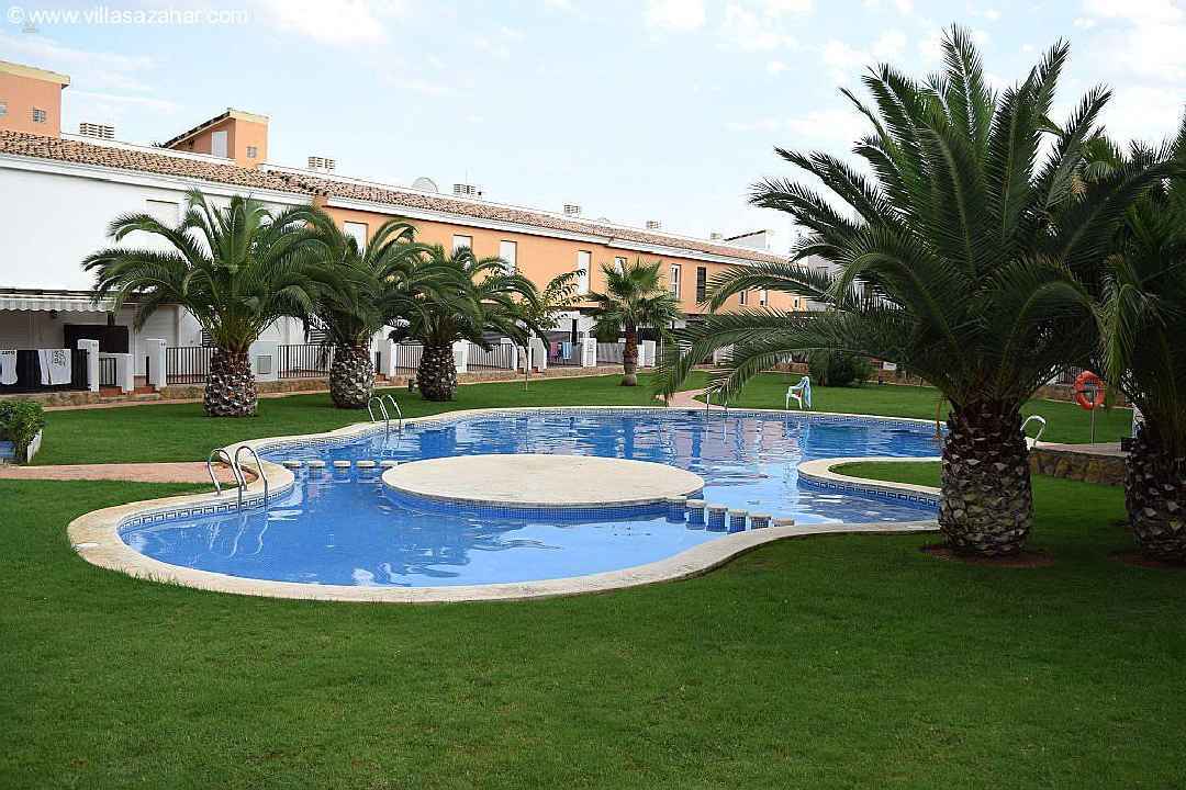 ***Palm Beach II: Neuwertiges Reihenhaus in Strandnähe***