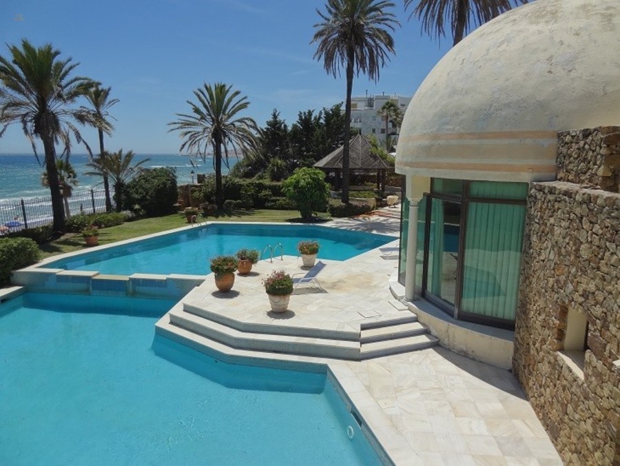 Luxus-Villa in The Golden Mile R2133836