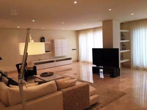 Thumbnail von Luxus-Wohnung in Estepona R2527376