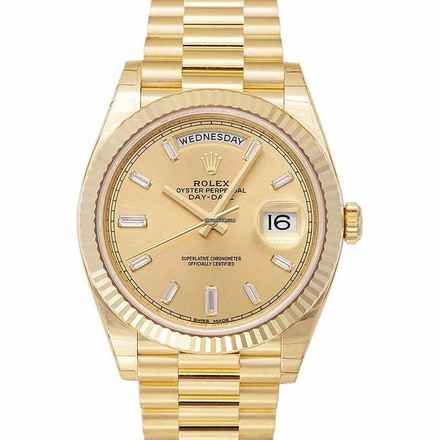  Rolex Day-Date 40 228238 - Day Date Automatic Champagne-colour set with diamonds Dial 18k Yellow Gold Men's </h1> 