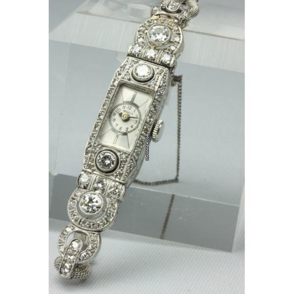 Art Deco Brillant-Platin-Damenarmbanduhr