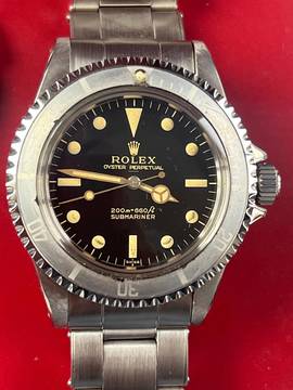  Rolex Submariner (No Date) 5513 Submariner Gilt Underline Dial 1.0 Mio./1964 Erstbesitz B & P Pointed crown guard-service Rolex mit Karte 