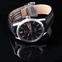 Thumbnail von TAG Heuer WAR201C.FC6266 - Carrera Calibre 5 Day-Date Automatic Black Dial Ladies Watch </h1>