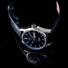 Thumbnail von TAG Heuer Carrera Calibre 5 WAR201E.FC6292 - Carrera Calibre 5 Day-Date Automatic Blue Dial Men's Watch </h1>