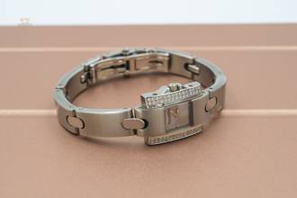 Thumbnail von Pequignet Montre Dame acier anatomique UVP 5.425,00 EUR