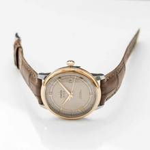 Thumbnail von Omega De Ville Prestige 424.23.40.20.02.003 - De Ville Prestige Co-Axial 39.5 mm Automatic Silver Dial Red Gold Me </h1>