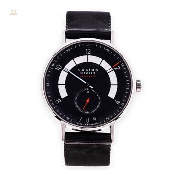 Nomos Autobahn Neomatik Nachtblau