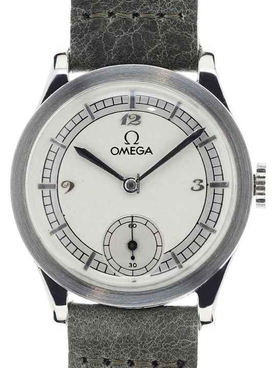  Omega Gents manual wind 3/4 – size Wristwatch  