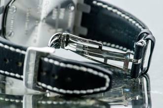 Thumbnail von Audemars Piguet Royal Oak Offshore limited Boutique OFFSHORE Royal Oak | Tour Auto | 26184ST | 100 Pieces </h1>