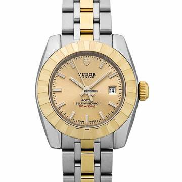  Tudor Classic 22013 - Classic Date Champagne / Yellow gold toned steel Ø28.00 mm </h1> 