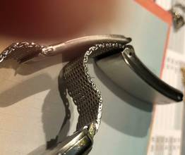 Thumbnail von Omega quadratisch </h1>