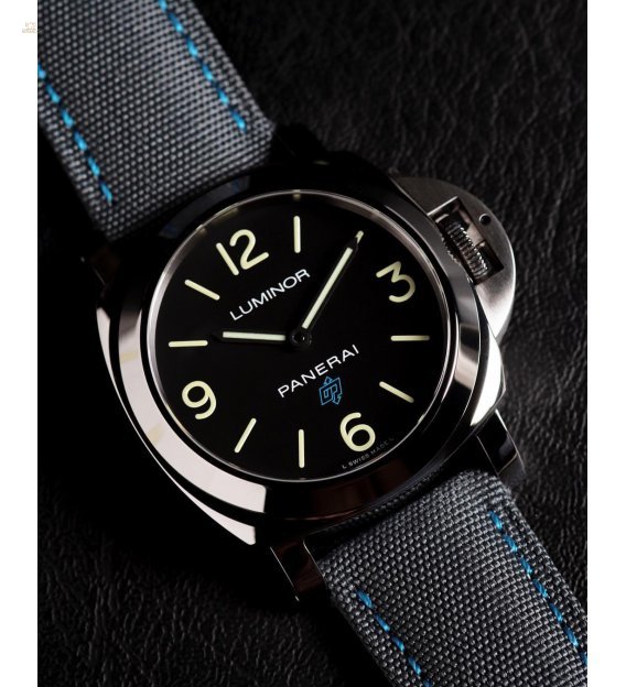 Panerai [NEW] Luminor Base Blue Logo 3 Days Acciaio PAM 774 (Retail:HK$37,400)