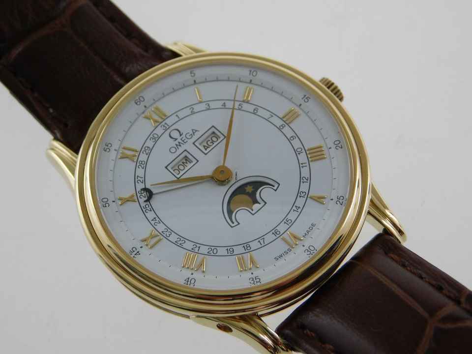  Omega 18 Karat Gelbgold Vollkalender mit Mondphase Triple Date Moon Automatik v 1973 C.715 </h1> 