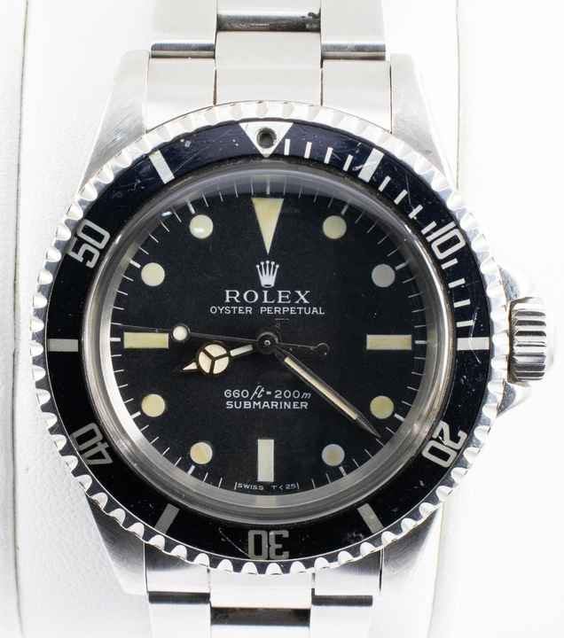  Rolex Submariner (No Date) 5513 Non-serif dial. Full set 