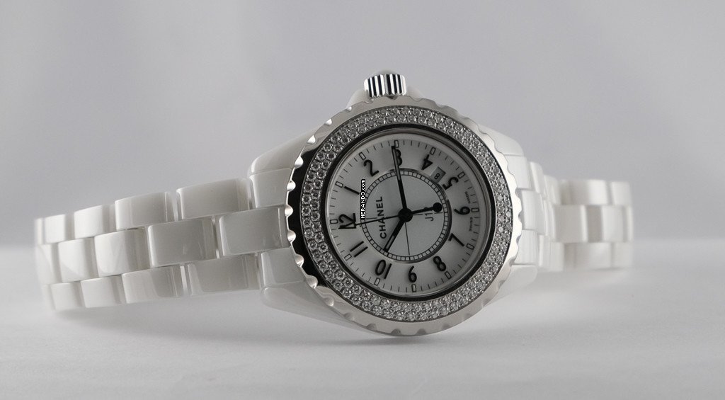 Thumbnail von Chanel J 12