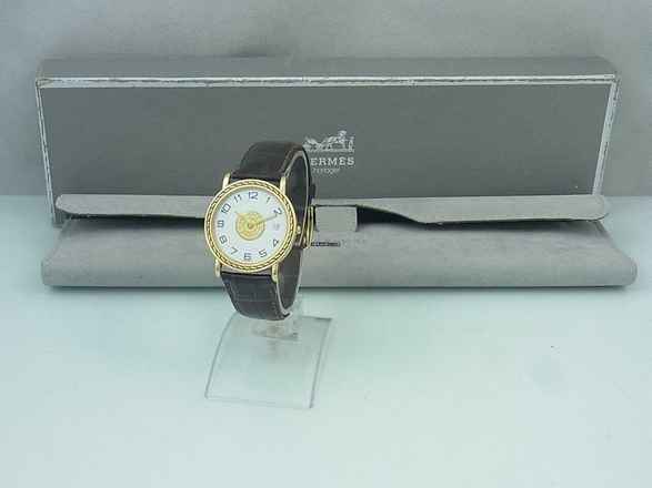  Hermès Sellier Quartz 750 - 18k Gold Damen / Herrenuhr Datum Anzeige Ø 32 Mm Box </h1> 