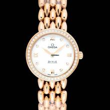 Thumbnail von Omega De Ville Prestige 424.55.27.60.55.004 - De Ville Quartz Mother of pearl Dial 18kt Rose Gold Ladies Watch </h1>