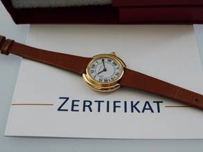 Thumbnail von Cartier 18 Karat Gelbgold Ellipse Gondolo mit Paris Blatt Handaufzug Vendome Damenuhr 26 mm </h1>