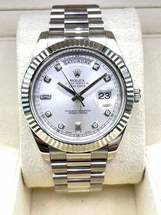  Rolex Day-Date II 41mm Whitegold 18Kt. Top Condition Original Baguette Diamond dial BOX&PAPERS 