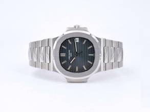 Thumbnail von Patek Philippe Nautilus 5800/1a-001 Very Rare Full Set