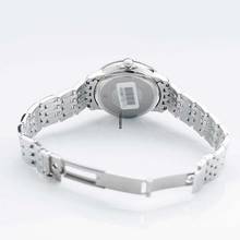 Thumbnail von Omega De Ville Prestige 424.10.33.20.52.002 - De Ville Prestige Co-Axial 32.7 mm Silver Dial Diamonds Ladies Watch </h1>