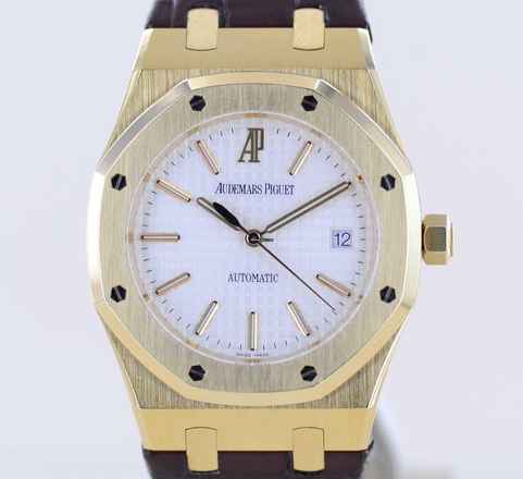  Audemars Piguet Royal Oak Selfwinding Automatic Date 18K Gelbgold 39mm 15300 white Dial rar </h1> 