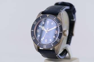 Thumbnail von Tudor Black Bay Bronze grey Dial Top LC100 Cool 2019 B+P Lederband </h1>