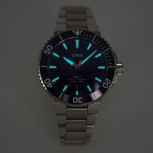 Thumbnail von Oris Aquis Sun Wu Kong Limited Edition </h1>