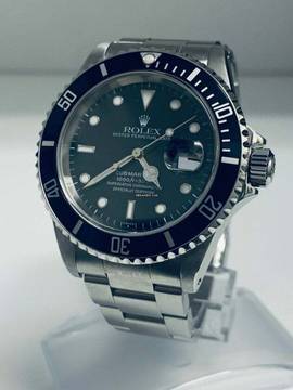  Rolex Submariner Date 16610 - 1999 - VINTAGE - Box & Papers 