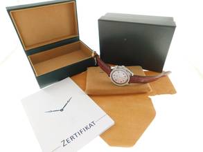 Thumbnail von Omega Speedmaster Ladies Chronograph Lady 39mm mit original Diamant Lünette und neuem echten Krokoband TOP </h1>