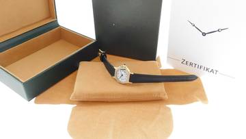 Thumbnail von Cartier Santos 18 Karat Gelbgold Santos Octagon Automatik Damenuhr mit seltener Weißgoldlünette </h1>