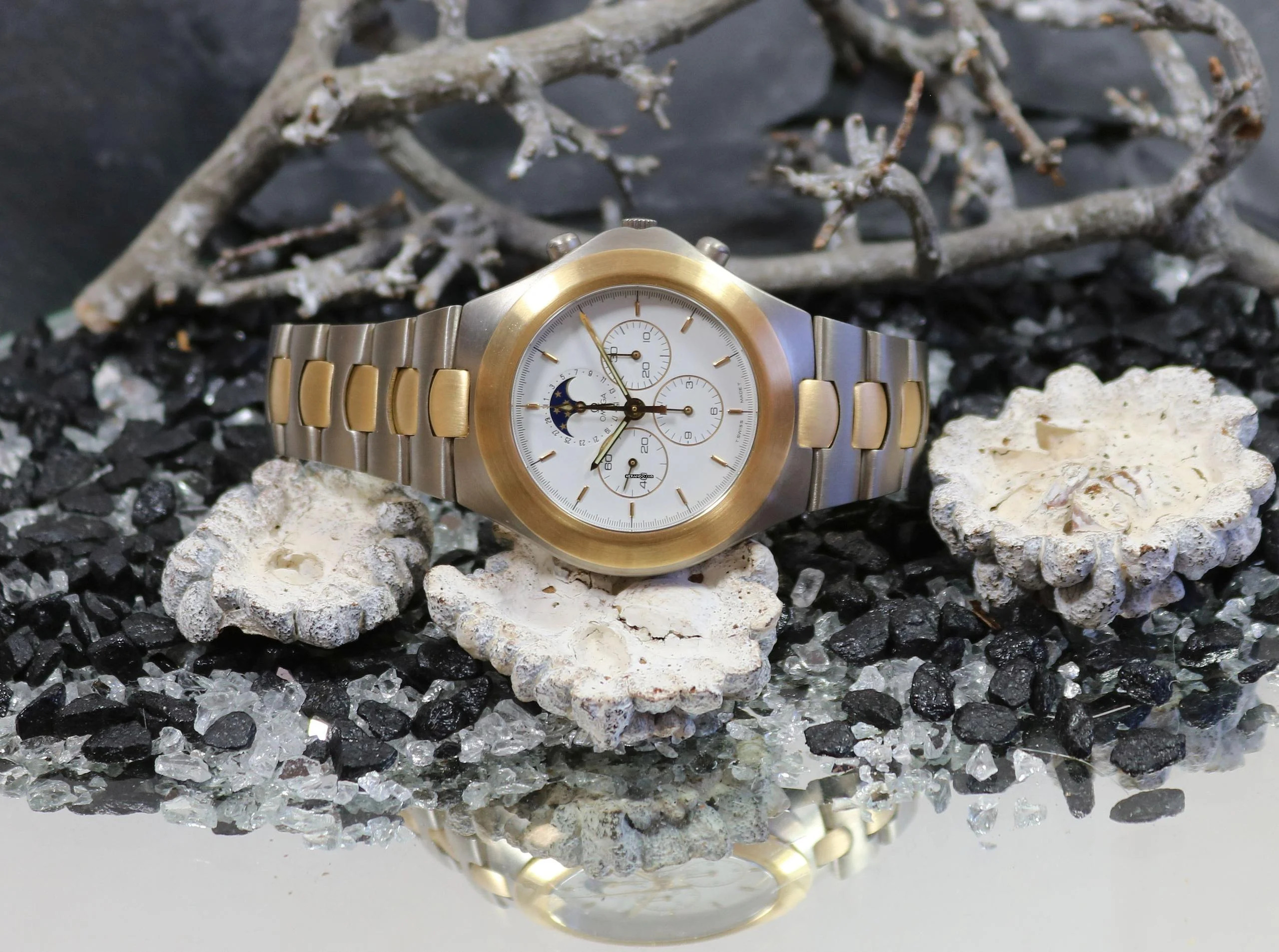  Omega Speedmaster Teutonic Mondphasen Chronograph Titan / 18Karat Gold TA 345.0810 