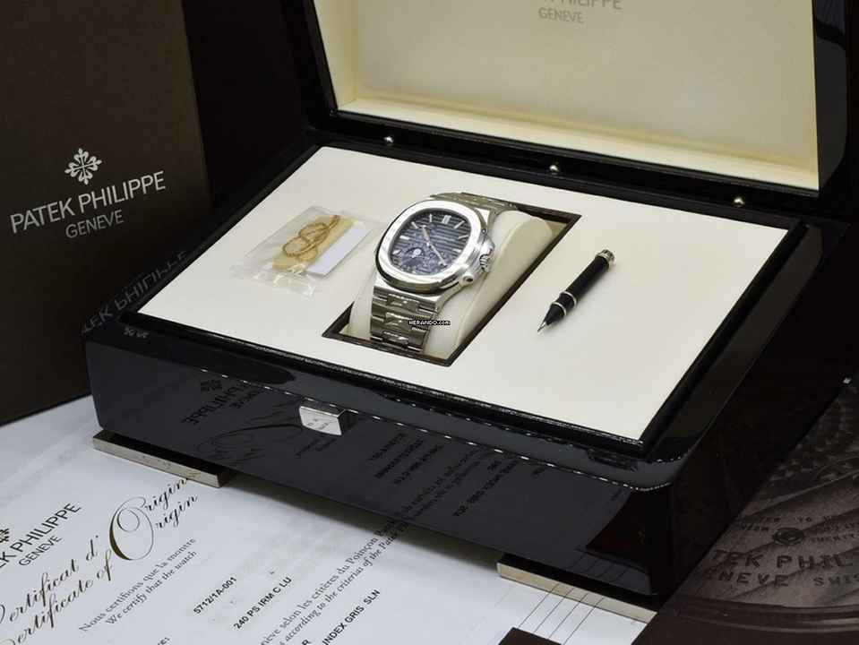  Patek Philippe Nautilus New 2022 