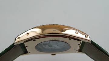 Thumbnail von Cartier Tortue 18 Karat Rosegold Tortue XL Herrenuhr Handaufzug mit original Brillant Besatz 34 x 43 mm </h1>