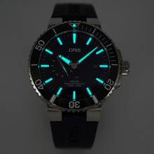 Thumbnail von Oris Aquis Small Second 01 743 7733 4135 </h1>