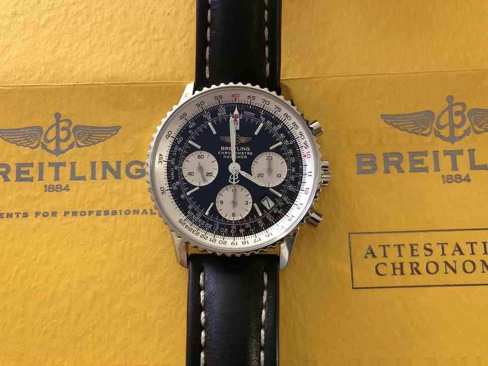 Breitling Navitimer