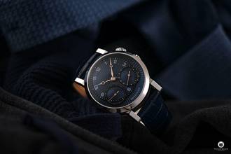 Thumbnail von Benzinger GAP 1 Deep Blue mit eigenem Manufakturkaliber handguillochiert