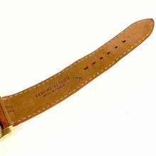 Thumbnail von Cartier Tank Américaine Quartz 18K Yellow Gold Moon Phase Watch </h1>