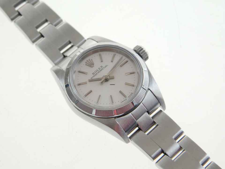  Rolex Oyster Perpetual 26 Lady Oyster Perpetual mit Saphirglas 25 mm silber farbendes Blatt mit Oysterband v 1995 </h1> 
