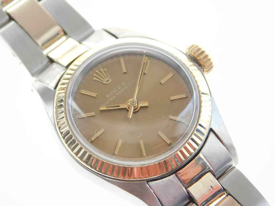  Rolex Oyster Perpetual Lady Oyster Perpetual St / G 25 mm mit Oysterband im sehr schönen Zustand von 1971 </h1> 