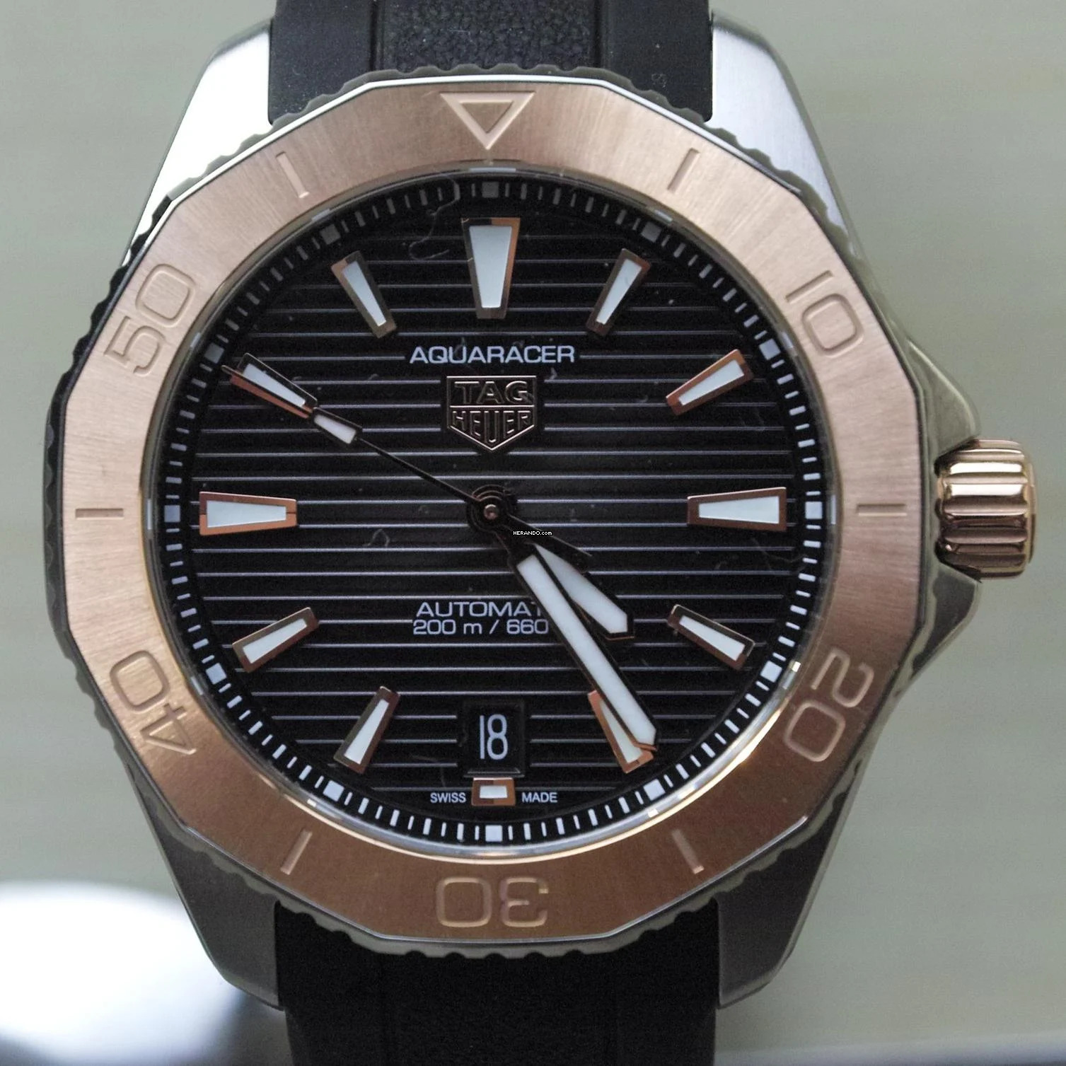 TAG Heuer Aquaracer NEW Aquaracer 200m Calibre 5 Automatic Professional 200 Date 40mm FULL SET