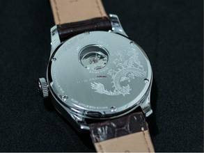 Thumbnail von Azimuth Regulateur Retrograde Minutes 2-Tone Dragon ( 2 Varianten) 25 pieces per color