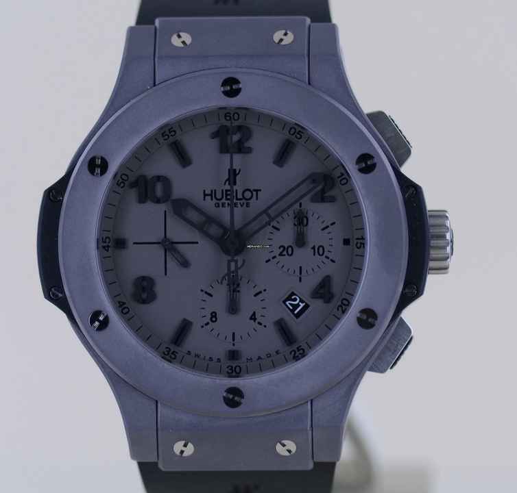  Hublot Big Bang 44 mm Chronograph Tantalum Special Edition Grey Dial Rubber Strap Luxury 44mm </h1> 