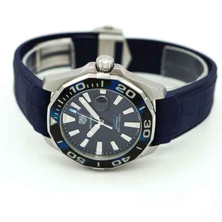  TAG Heuer Aquaracer 300M Calibre 5 Blue 43mm Automatic </h1> 