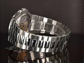 Thumbnail von Patek Philippe Nautilus 5711/1a-014 Green Dial New 2021