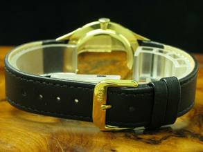 Thumbnail von Universal Genève 18kt 750 Gold Handaufzug Herrenuhr / Gn 1751xxx / Kaliber 332 </h1>