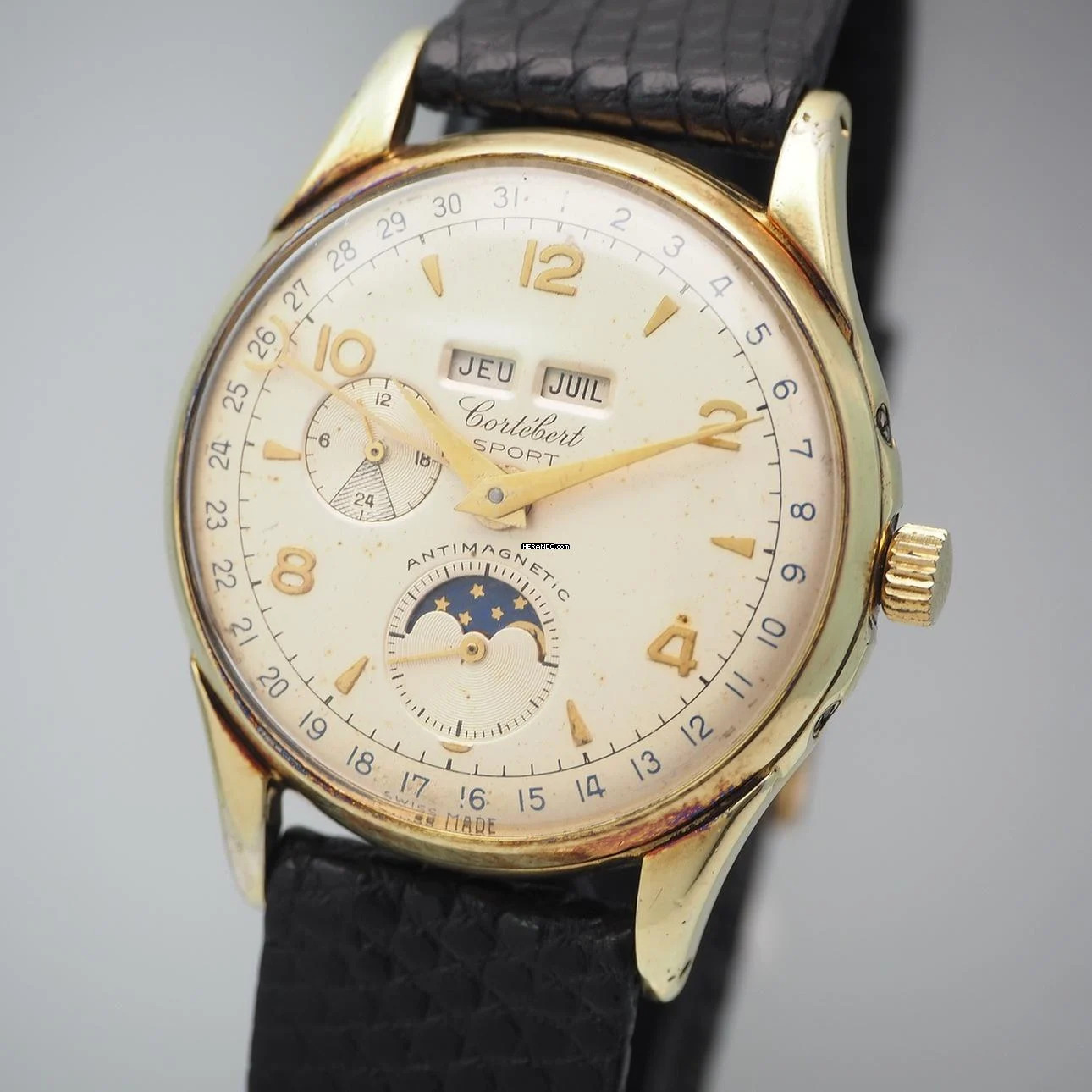 Cortébert Sport Vintage Triple Date Calendar Moon