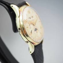 Thumbnail von Cortébert Sport Vintage Triple Date Calendar Moon