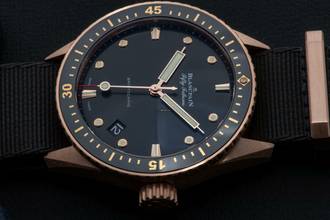 Thumbnail von Blancpain Fifty Fathoms Bathyscaphe Sedna Gold